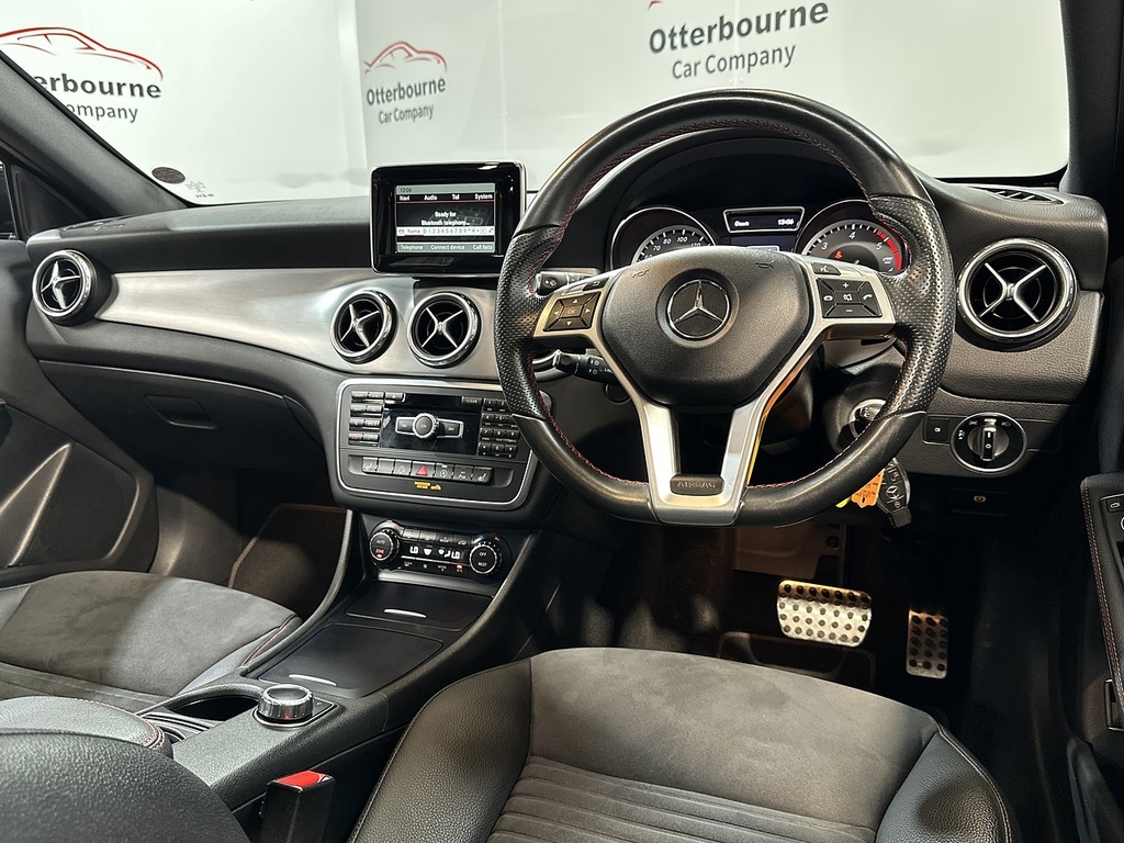 Mercedes-Benz GLA Class Estate LP15FTZ Black #4