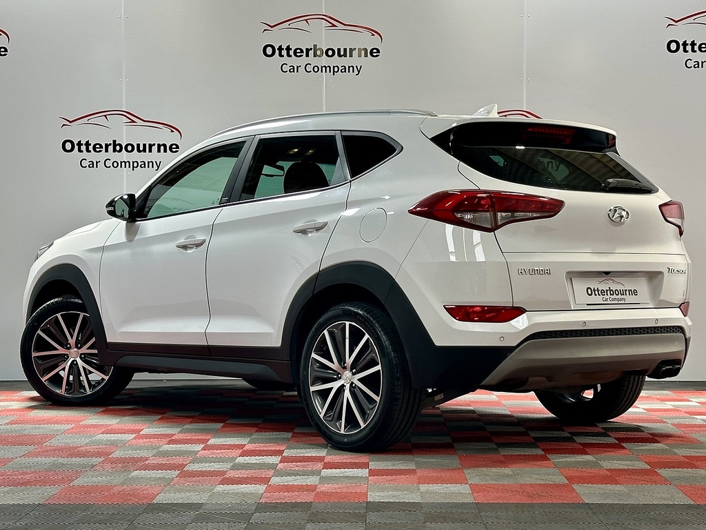 Hyundai Tucson T-gdi Go Se HT18ENM White #3