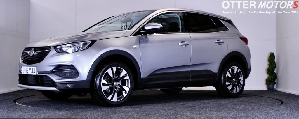 Vauxhall Grandland X Suv 1.2 Turbo Sport Nav - Ulez Compliant Grey