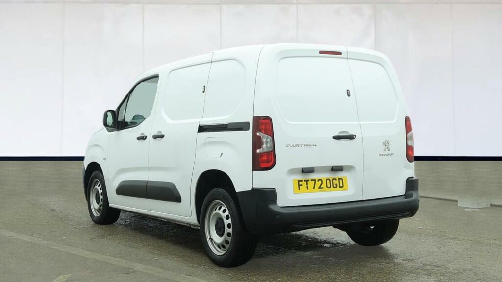 Peugeot Partner 1.5 Bluehdi 1000 Professional Premium Standard P FT72OGD White #2