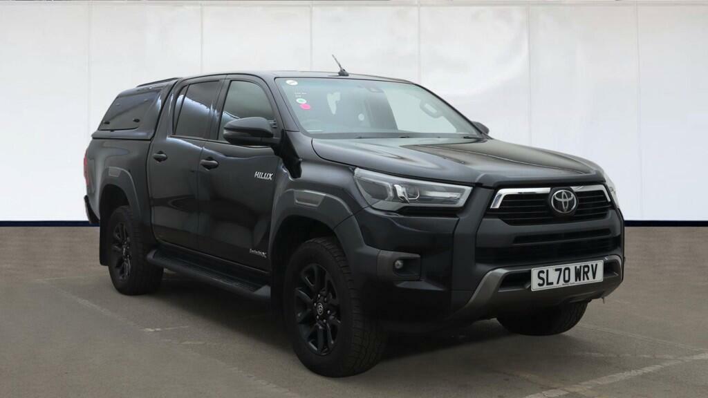 Toyota HILUX 2.8 D-4d Invincible X Pickup Double Cab Black