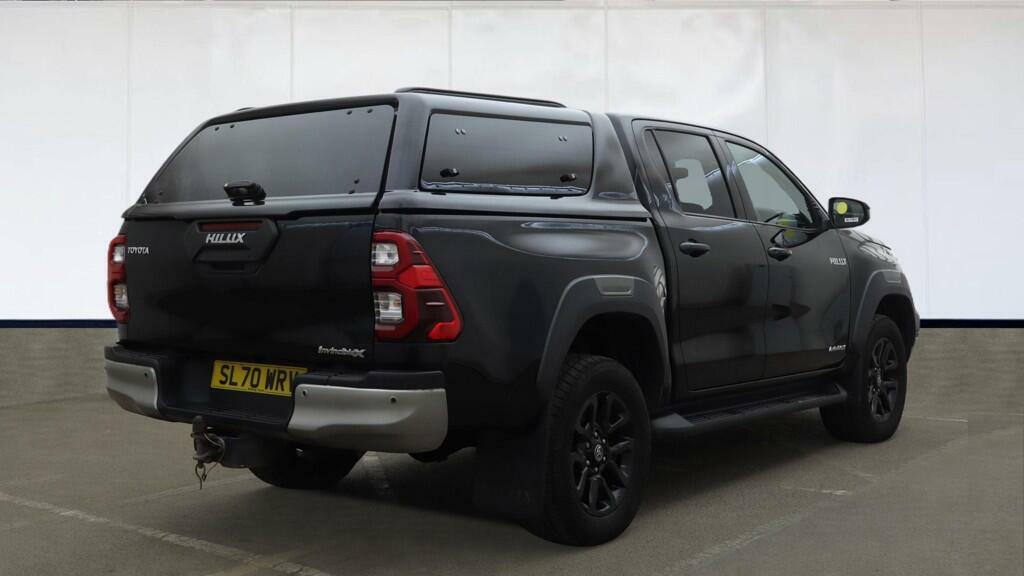 Toyota HILUX 2.8 D-4d Invincible X Pickup Double Cab SL70WRV Black #4