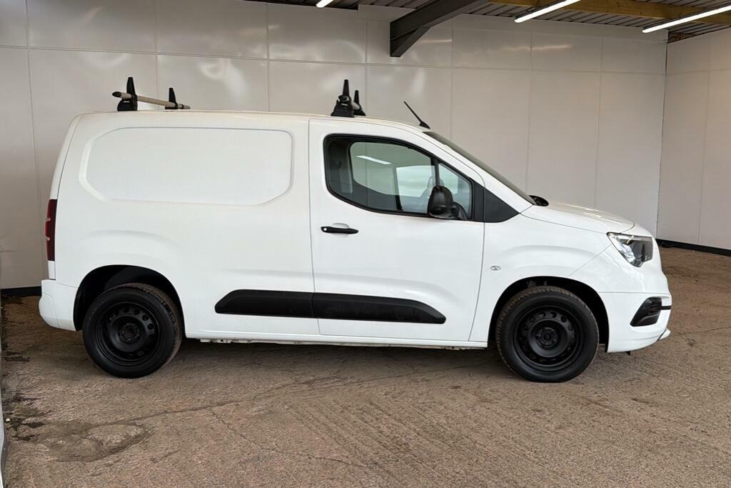 Vauxhall Combo 1.6 Turbo D 2300 Sportive Panel Van Man DL70NSJ White #6
