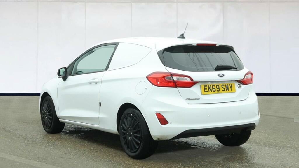 Ford Fiesta 1.5 Tdci Car Derived Van Euro 6 White #2