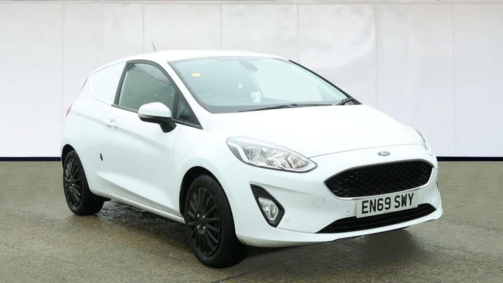 Ford Fiesta 1.5 Tdci Car Derived Van Euro 6 White