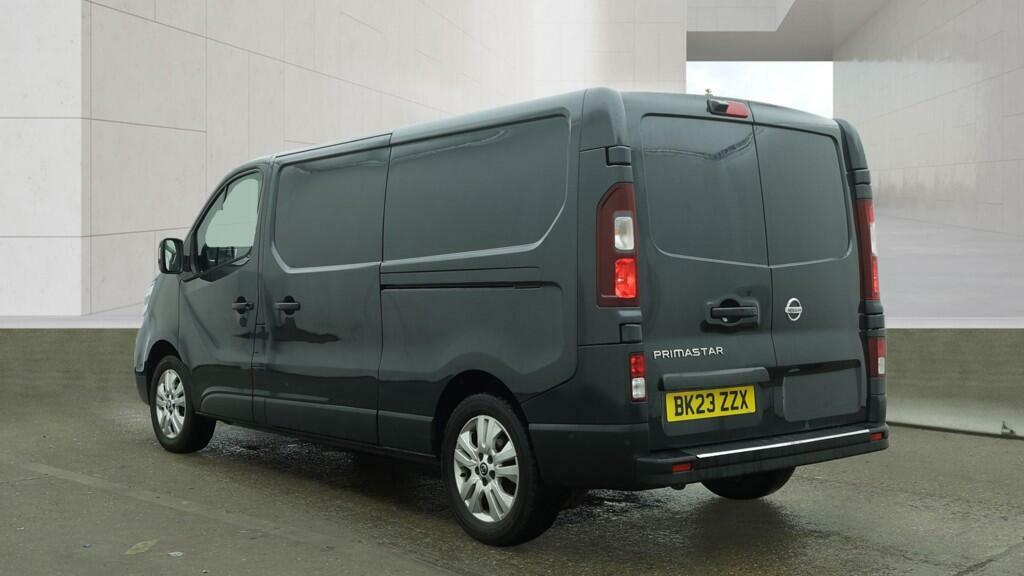 Nissan Primastar 2.0 Dci 30 Tekna Panel Van L2 H1 Grey #2