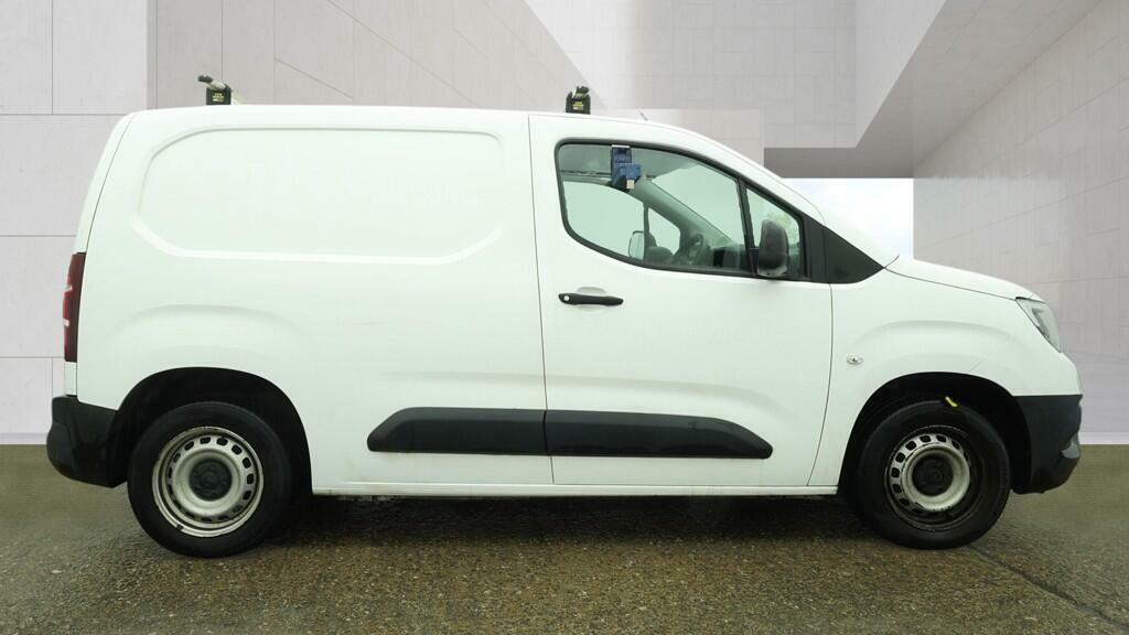 Vauxhall Combo 1.5 Turbo D 2000 Edition Panel Van Manu FL21SUX White #6