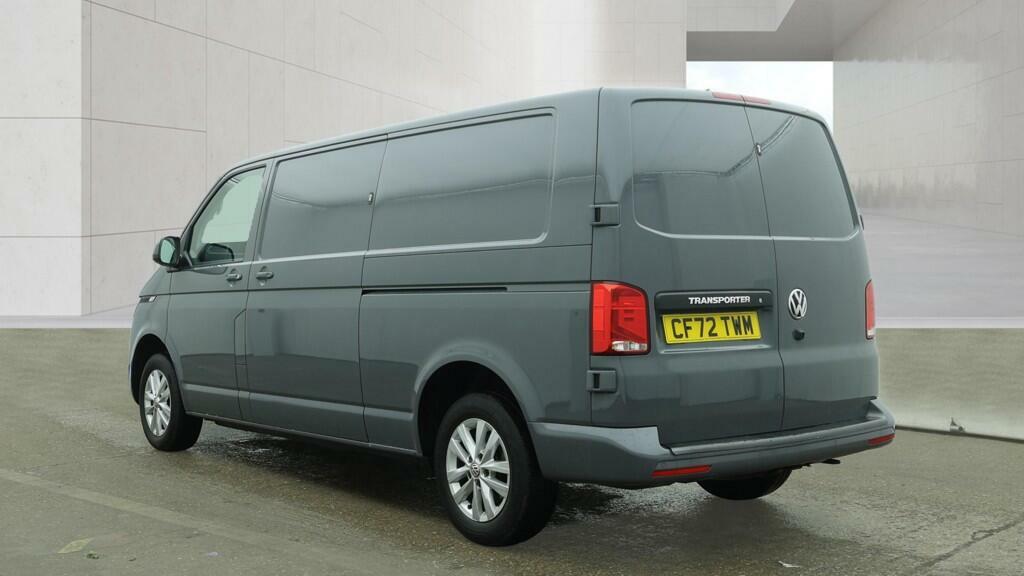 Volkswagen Transporter 2.0 Tdi T30 Highline Panel Van Dsg Fwd CF72TWM Grey #4