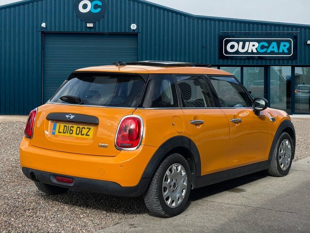 Mini Hatch 2016 1.2 One Hatchback Euro 6 S LD16OCZ Orange #3