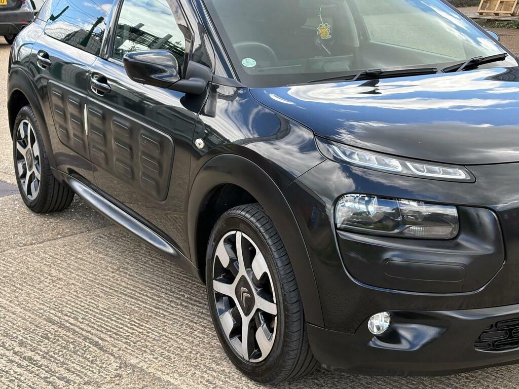 Citroen C4 Cactus 1.6 Bluehdi Flair Euro 6 KP16UEJ Black #4