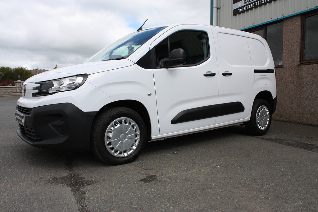 Peugeot Partner 1.5 Bluehdi 1000 Professional White #2