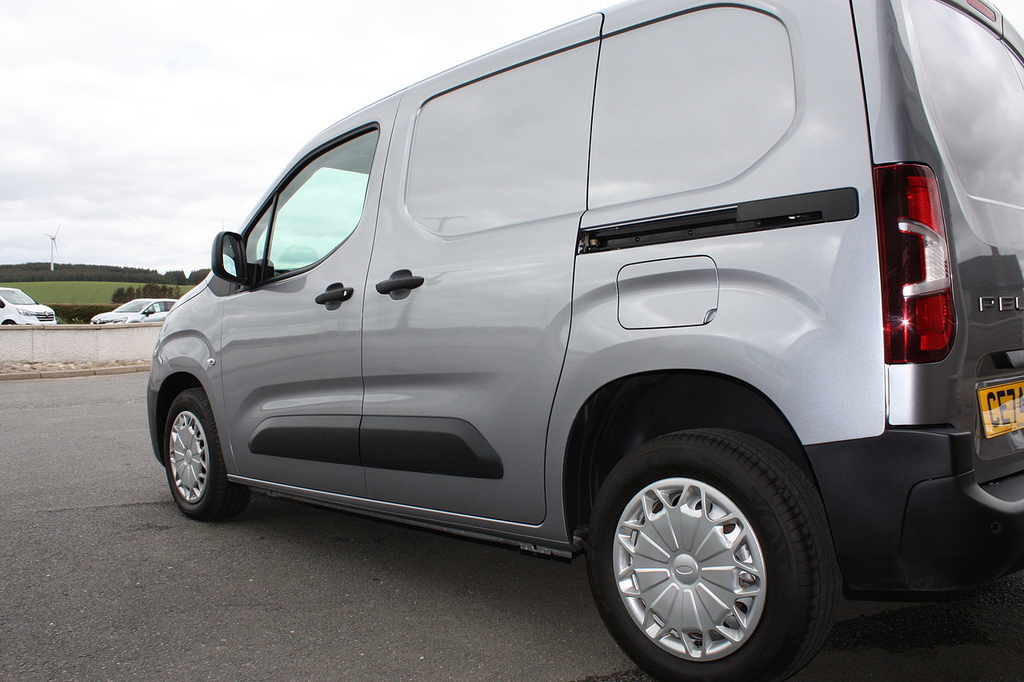 Peugeot Partner 1.5 Bluehdi 1000 Professional Grey #4