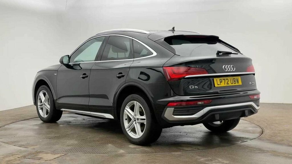 Audi Q5 2L S Line LP72UBW Black #2
