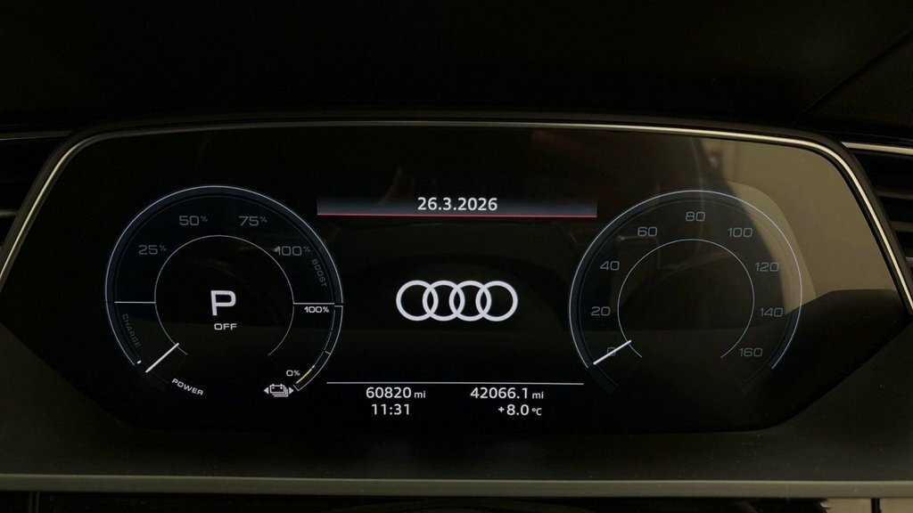 Audi E-tron Suv PX21OYH Blue #6
