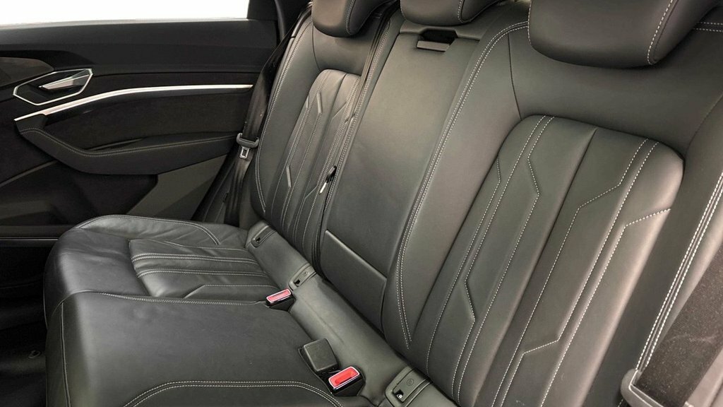Audi E-tron Suv PX21OYH Blue #4