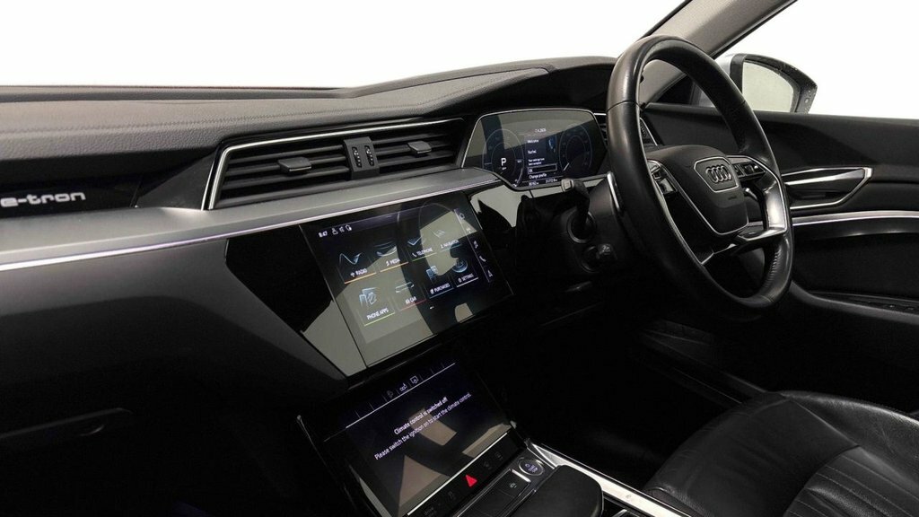 Audi E-tron Suv KN70EYT Silver #3