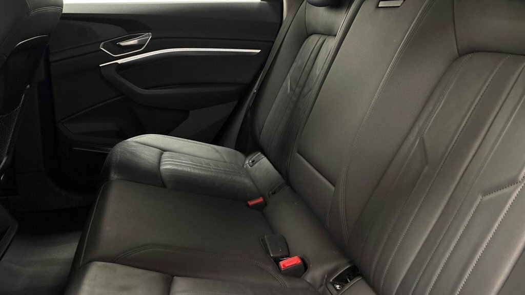 Audi E-tron Suv KN70EYT Silver #4