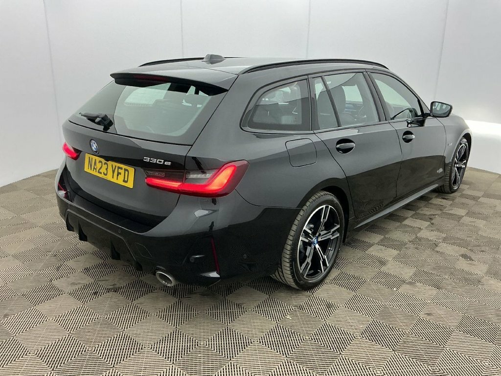 BMW 3 Series 2L M Sport NA23YFD Black #2