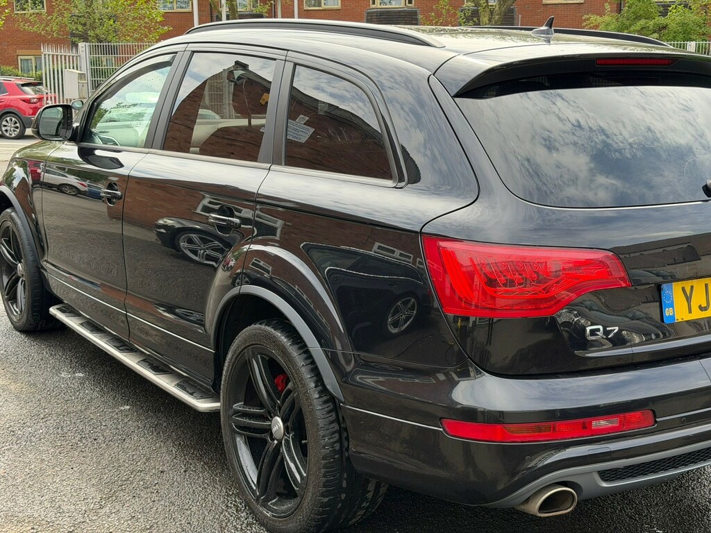 Audi Q7 3.0 Tdi V6 S Line Plus YJ14TDX Black #4