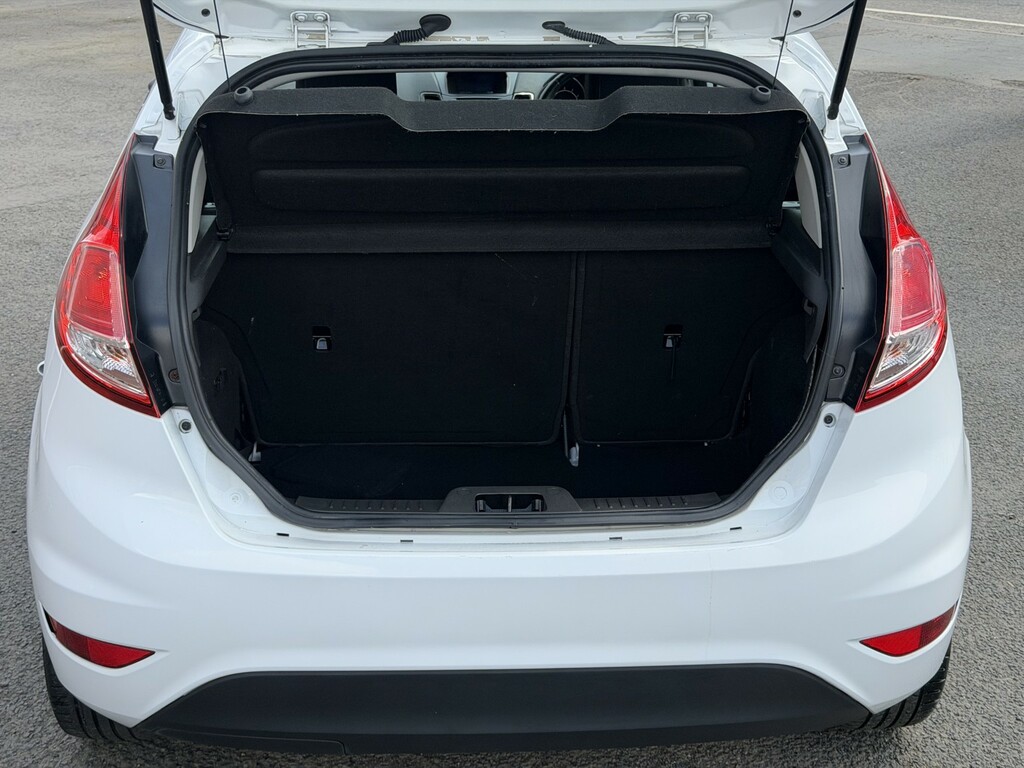 Ford Fiesta 1.3 Zetec BC16GAX White #5