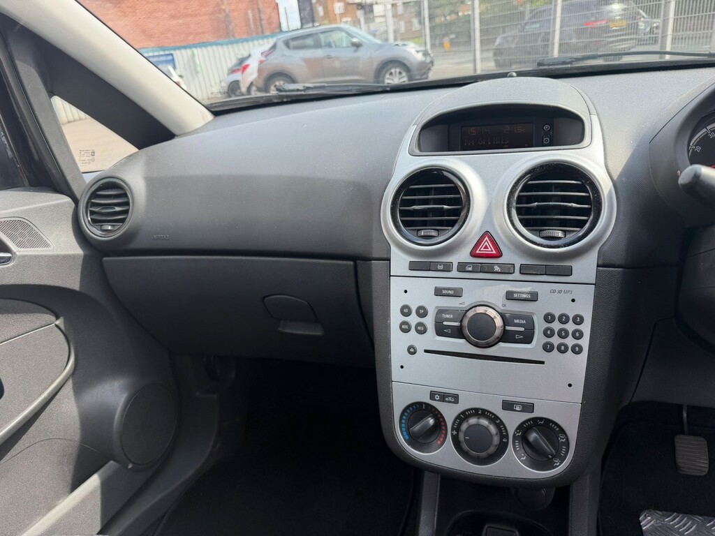 Vauxhall Corsa 1.2 16V S DU15XUK Black #4