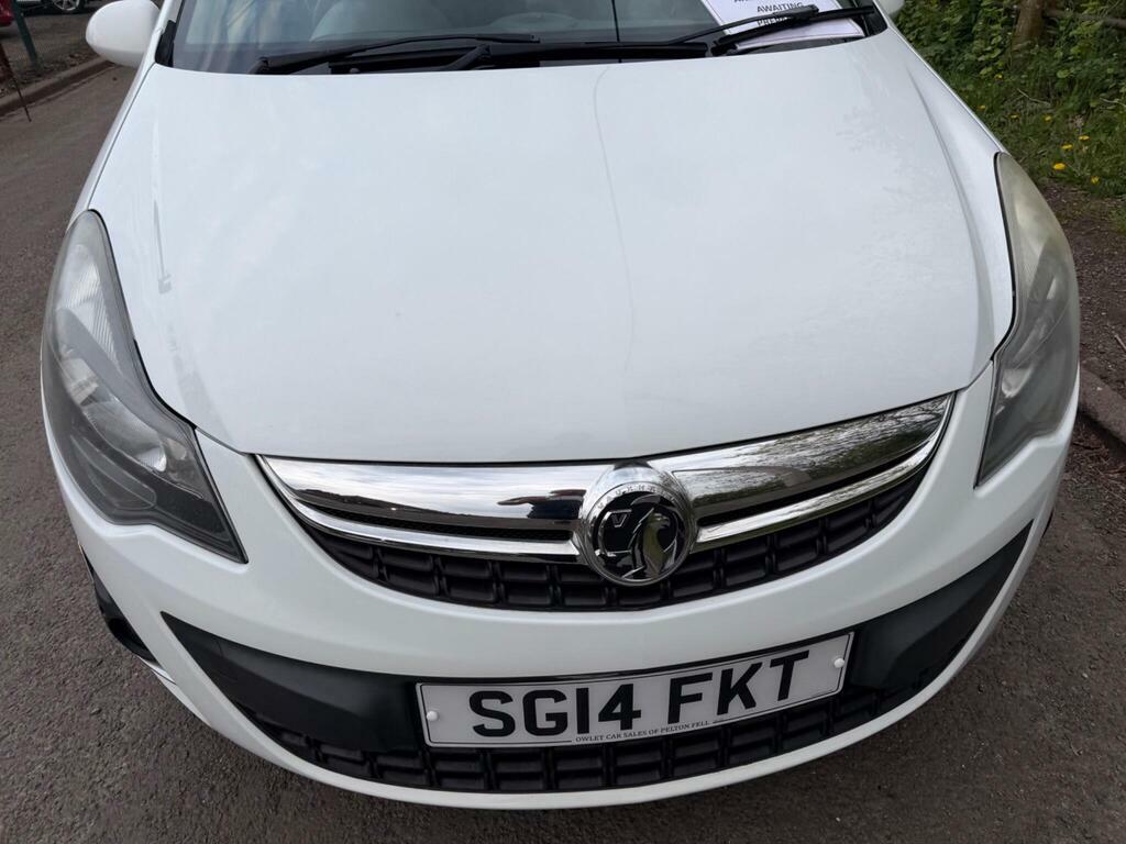 Vauxhall Corsa 1.4 16V Se Euro 5 SG14FKT White #5