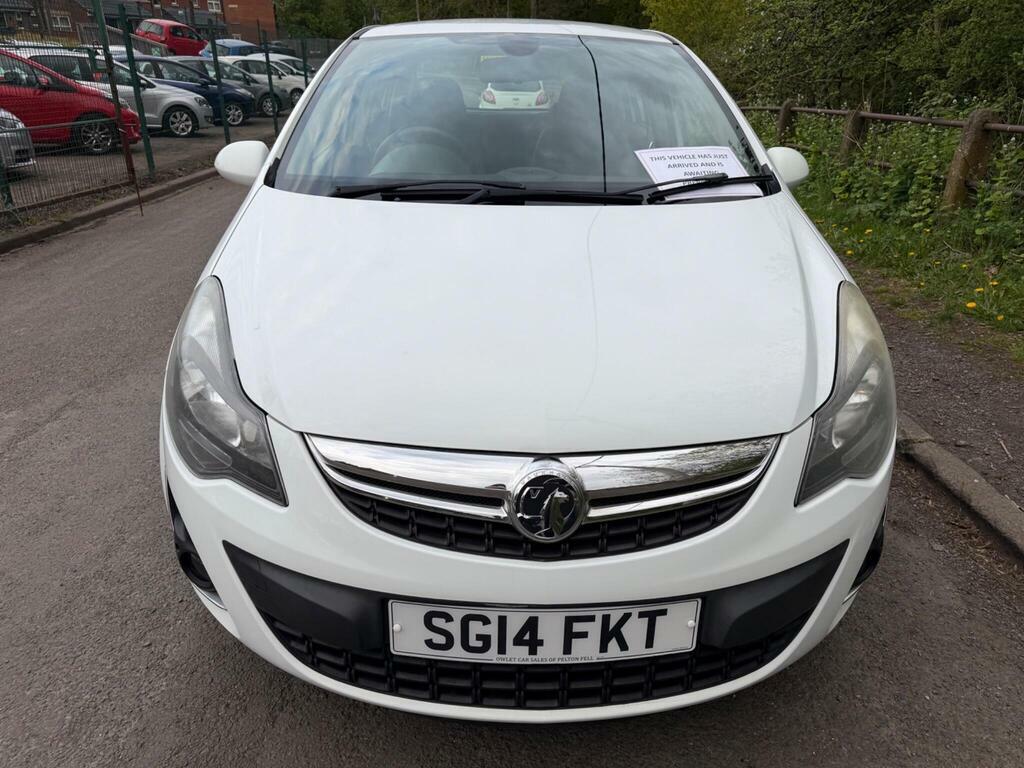 Vauxhall Corsa 1.4 16V Se Euro 5 SG14FKT White #4