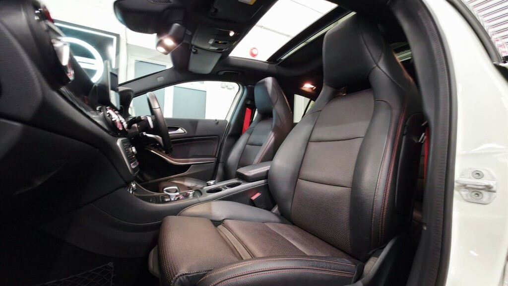 Mercedes-Benz GLA Class 2.0 Premium Suv Spds Dct 4Matic Euro  #6