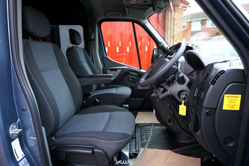 Renault Master Mpv White #7