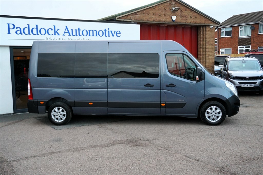 Renault Master Mpv White #17