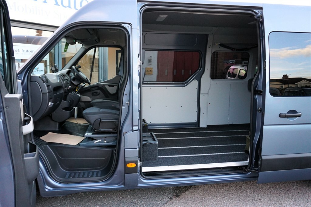 Renault Master Mpv White #10