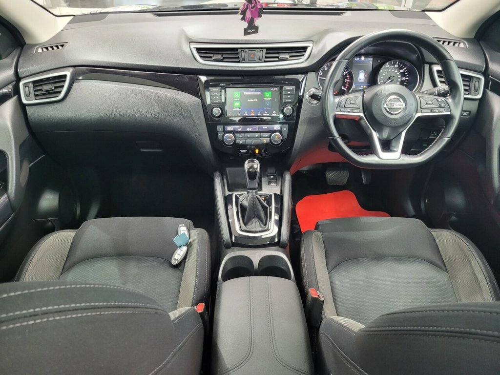 Nissan Qashqai 1.3L N-connecta LV70TNZ Black #3