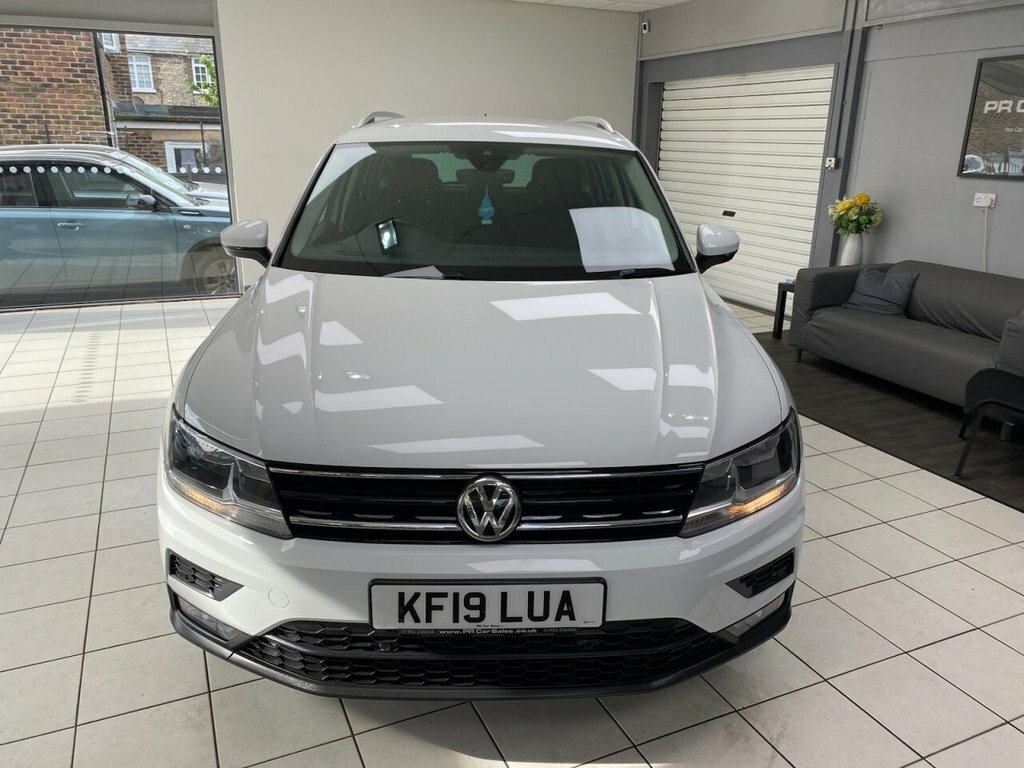 Volkswagen Tiguan 1.5L Match KF19LUA White #2