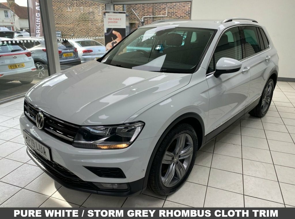 Volkswagen Tiguan 1.5L Match KF19LUA White #4