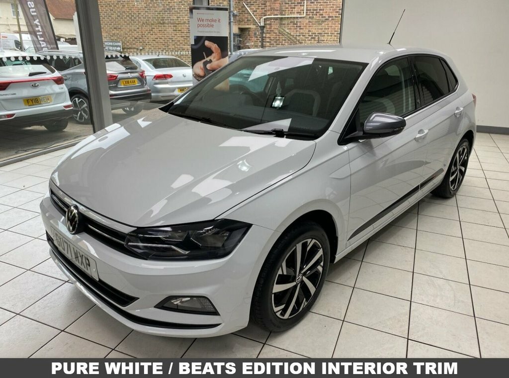 Volkswagen Polo 1L Beats GU71WXP White #4