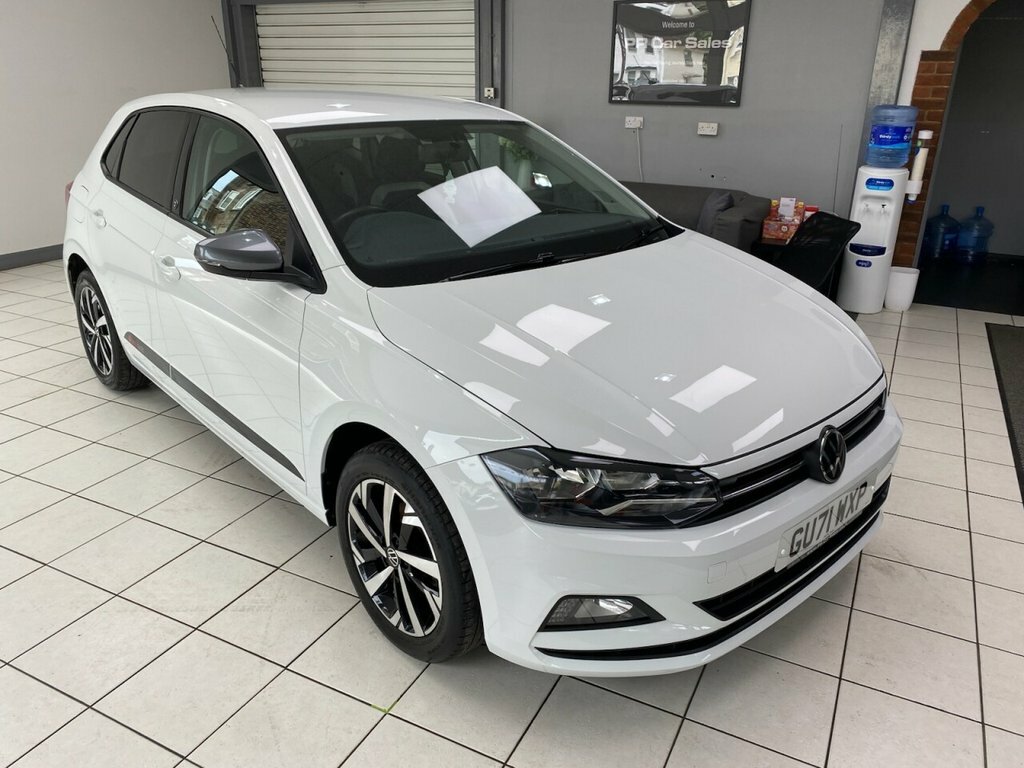 Volkswagen Polo 1L Beats GU71WXP White #5