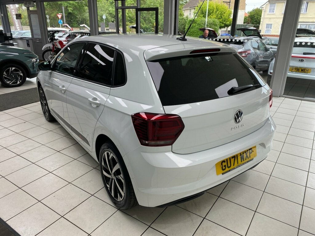 Volkswagen Polo 1L Beats GU71WXP White #6