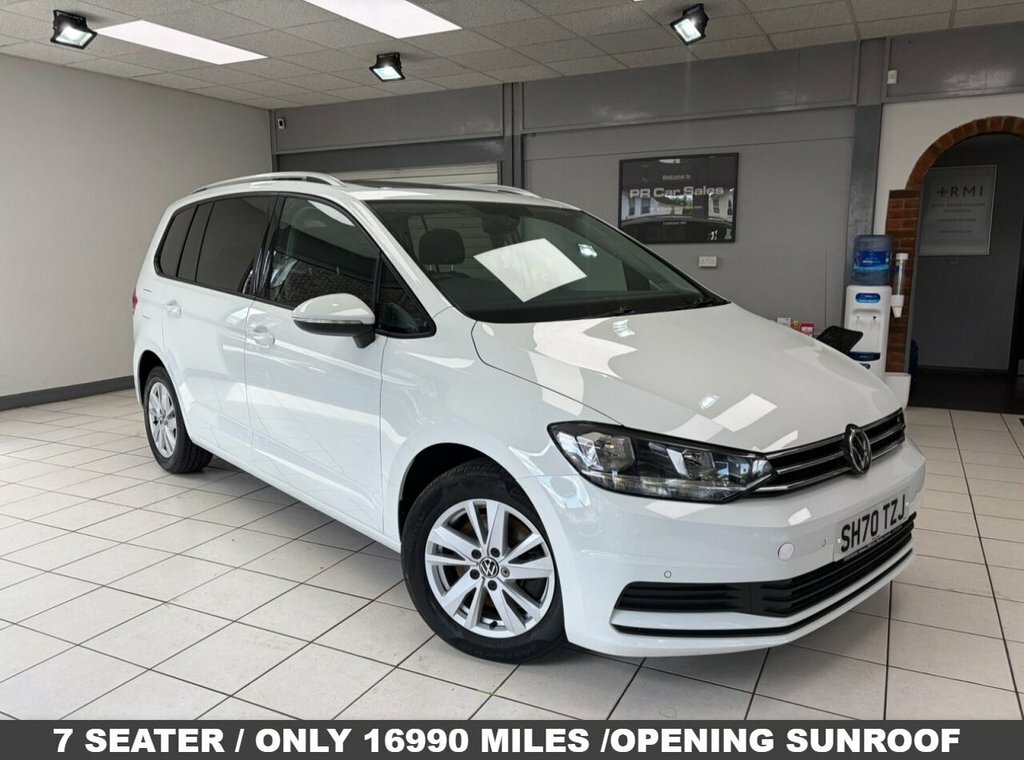 Volkswagen Touran 1.5L Se Family White