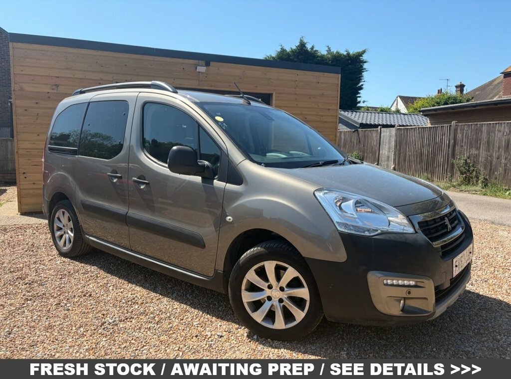 Peugeot Partner Tepee 1.6L Outdoor Brown