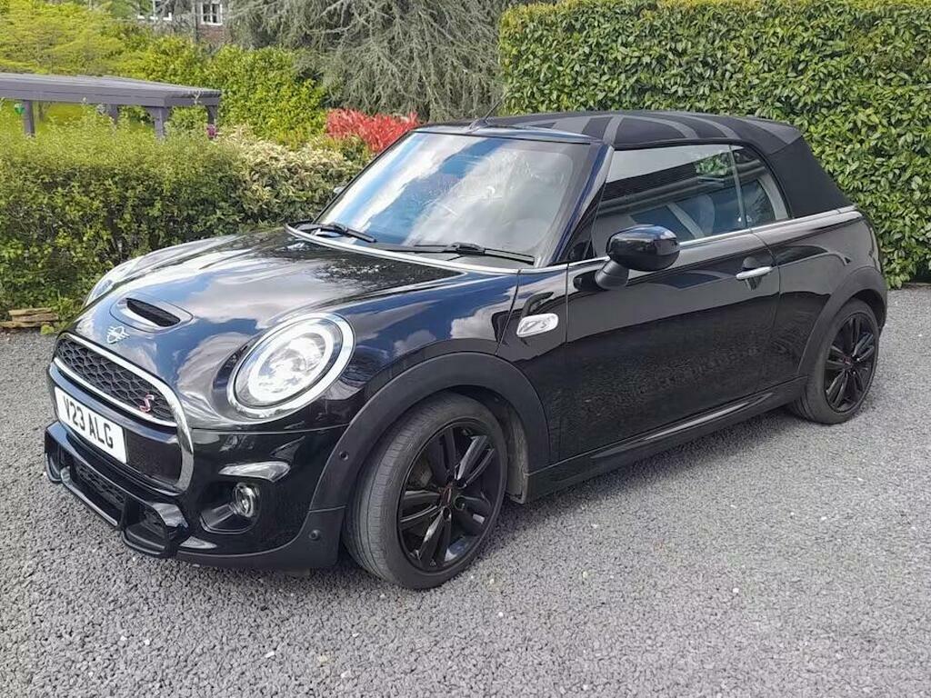Mini Convertible 2.0 Cooper S Sport Euro 6 S S Black