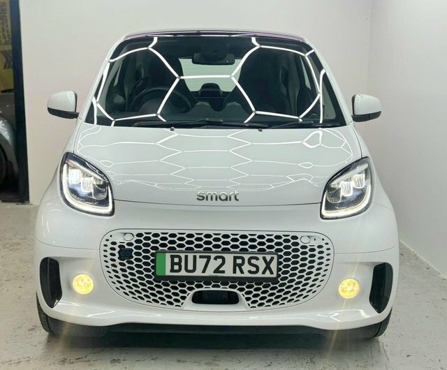 Smart Fortwo 2022 17.6Kwh Prime Exclusive 22Kw Charge White #2