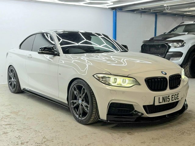 BMW 2 Series 2015 3.0 M235i Euro 6 Ss LN15EGE White #6