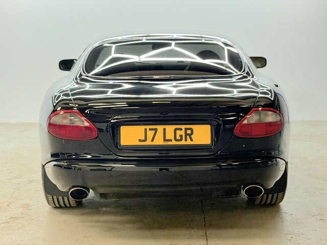 Jaguar XK8 4.0 2dr Auto Silver #11