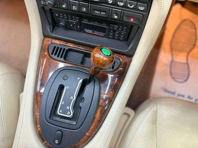 Jaguar XK8 4.0 2dr Auto Silver #16