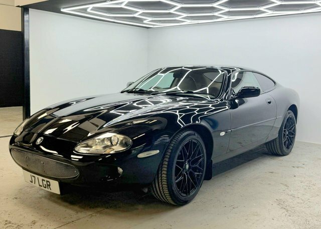 Jaguar XK8 4.0 2dr Auto Silver #5