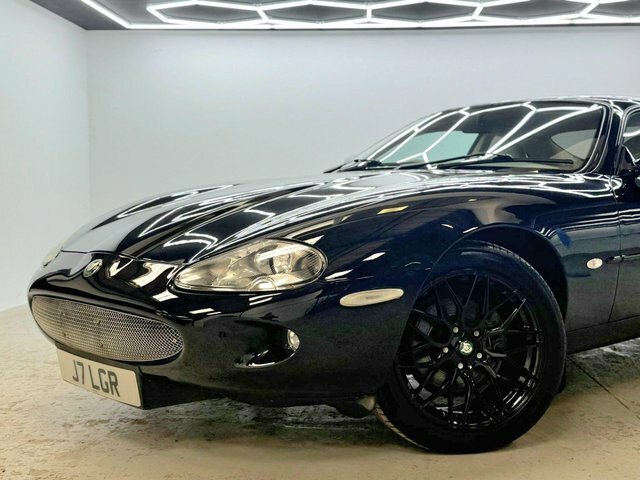 Jaguar XK8 4.0 2dr Auto Silver #9