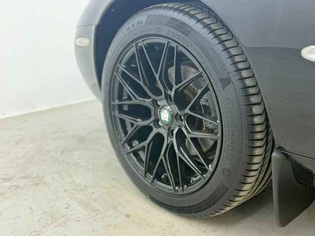 Jaguar XK8 4.0 2dr Auto Silver #19