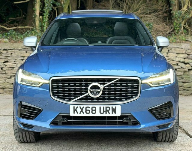 Volvo XC60 2018 2.0H T8 Twin Engine 10.4Kwh R-design Pro Blue #2
