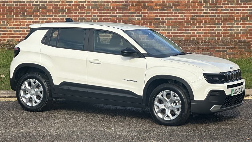 Jeep Avenger 115Kw Altitude 54Kwh LK74GTU White #2