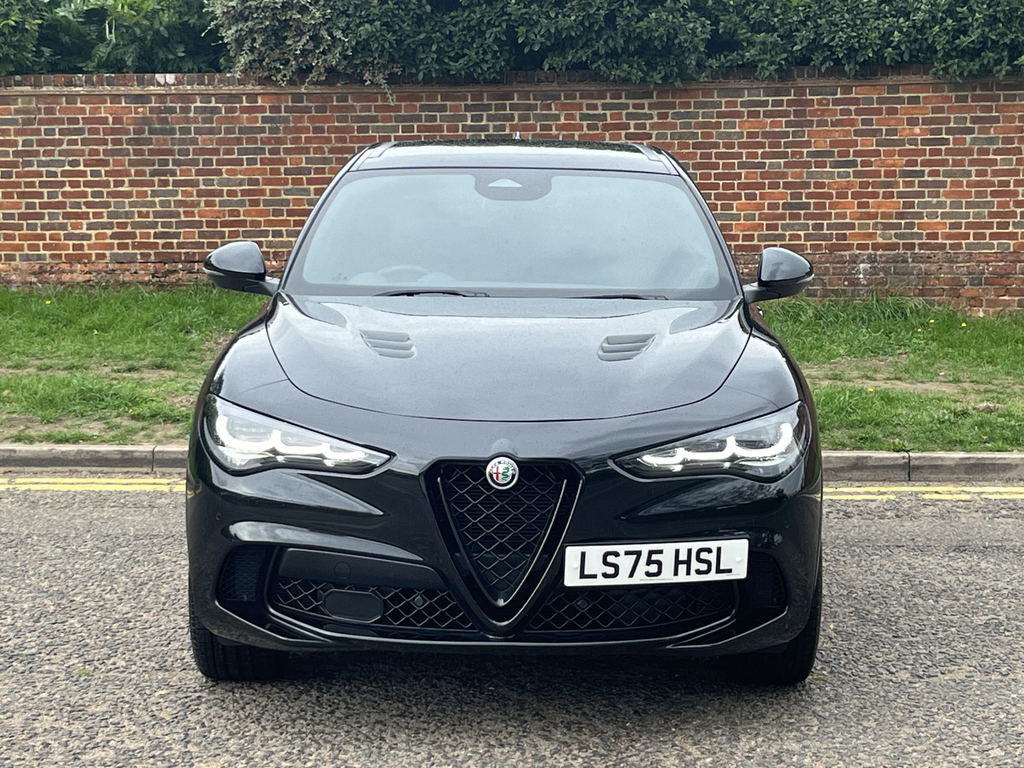 Alfa Romeo Stelvio 2.9 V6 Biturbo Quadrifoglio  #3